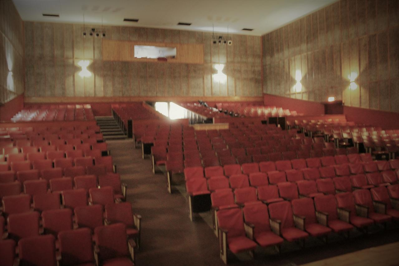 Tsumeb Theater Guesthouse Buitenkant foto